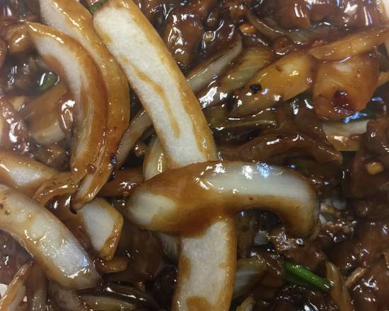 Order Mongolian Beef food online from China Garden store, Mill Creek on bringmethat.com