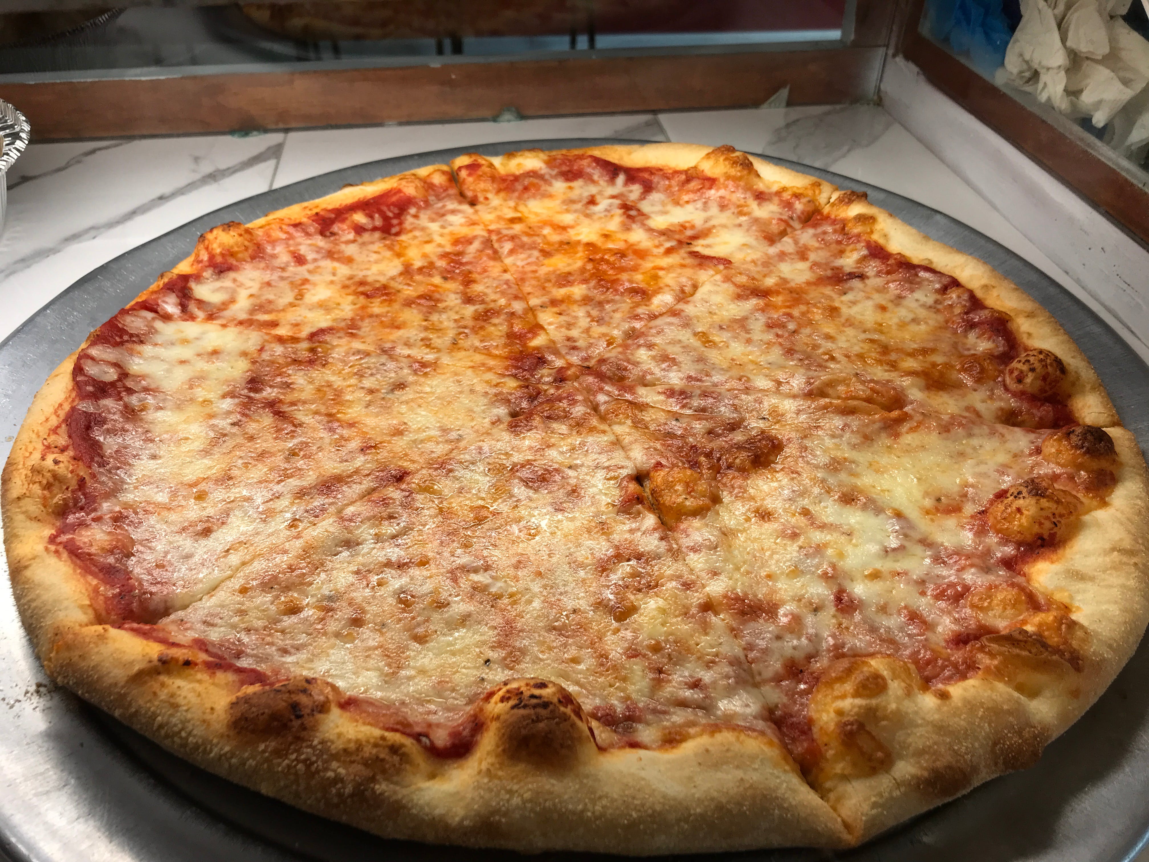Order Cheese Pizza - Small 12'' food online from Fratelli's Italian Pizza & Family Restaurant store, Conyngham on bringmethat.com