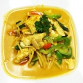 Order Red Curry food online from Dowize Bistro store, Wilmette on bringmethat.com