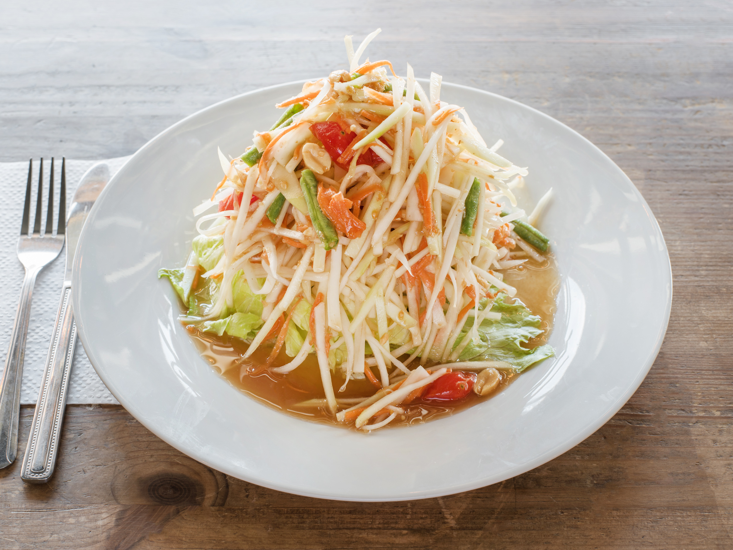 Order Som Tum Thai (Papaya Salad) food online from Pata Cafe store, Elmhurst on bringmethat.com