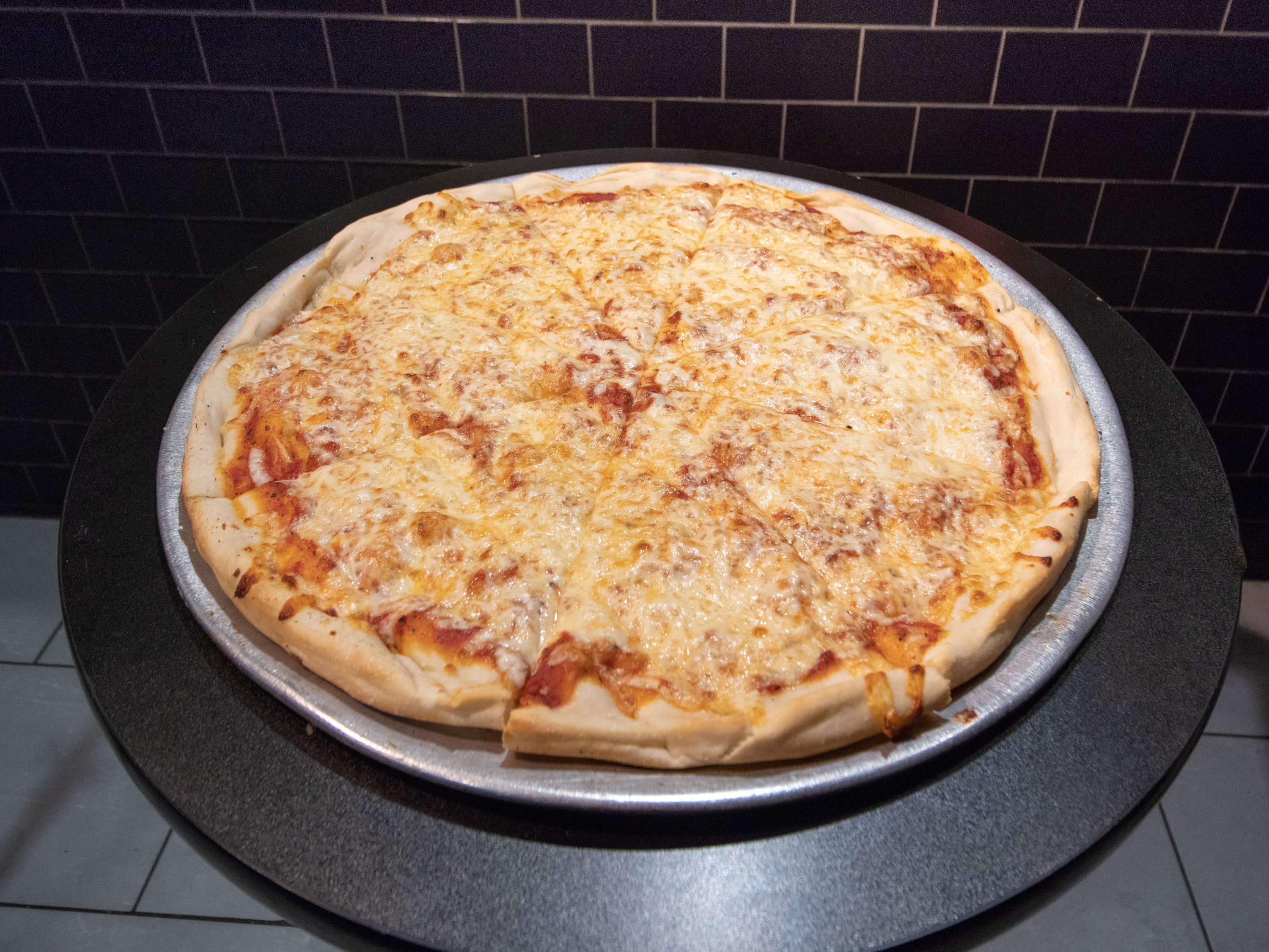 Order Cheese Pizza Pie food online from 2 Bros Pizza store, New York on bringmethat.com