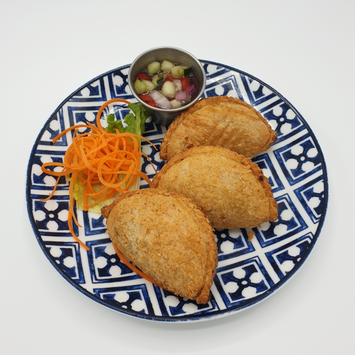 Order A-9 Curry Puffs food online from Malii Thai Kitchen store, New York on bringmethat.com