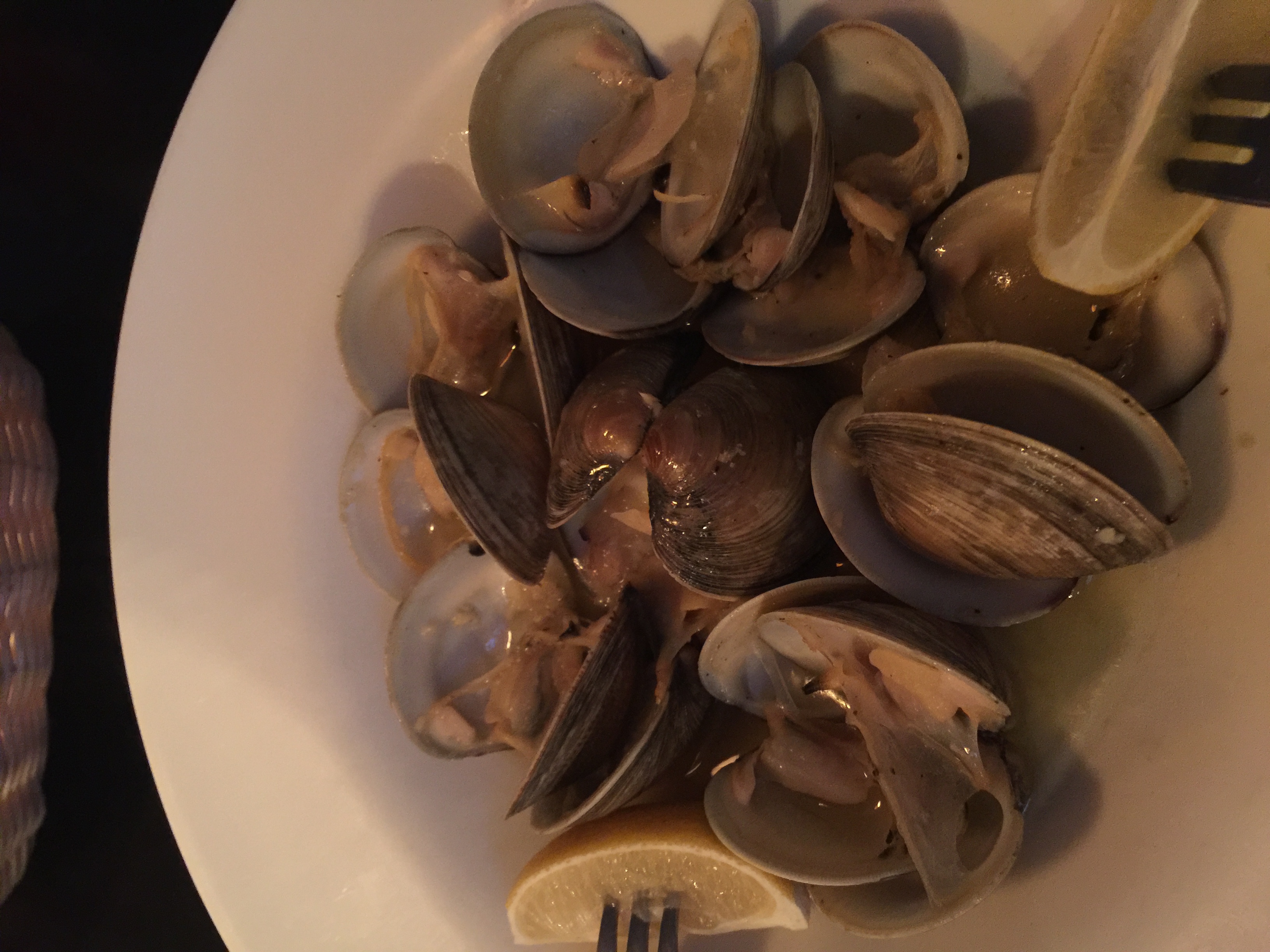 Order Garlic Clams food online from Cafe Z store, Union on bringmethat.com
