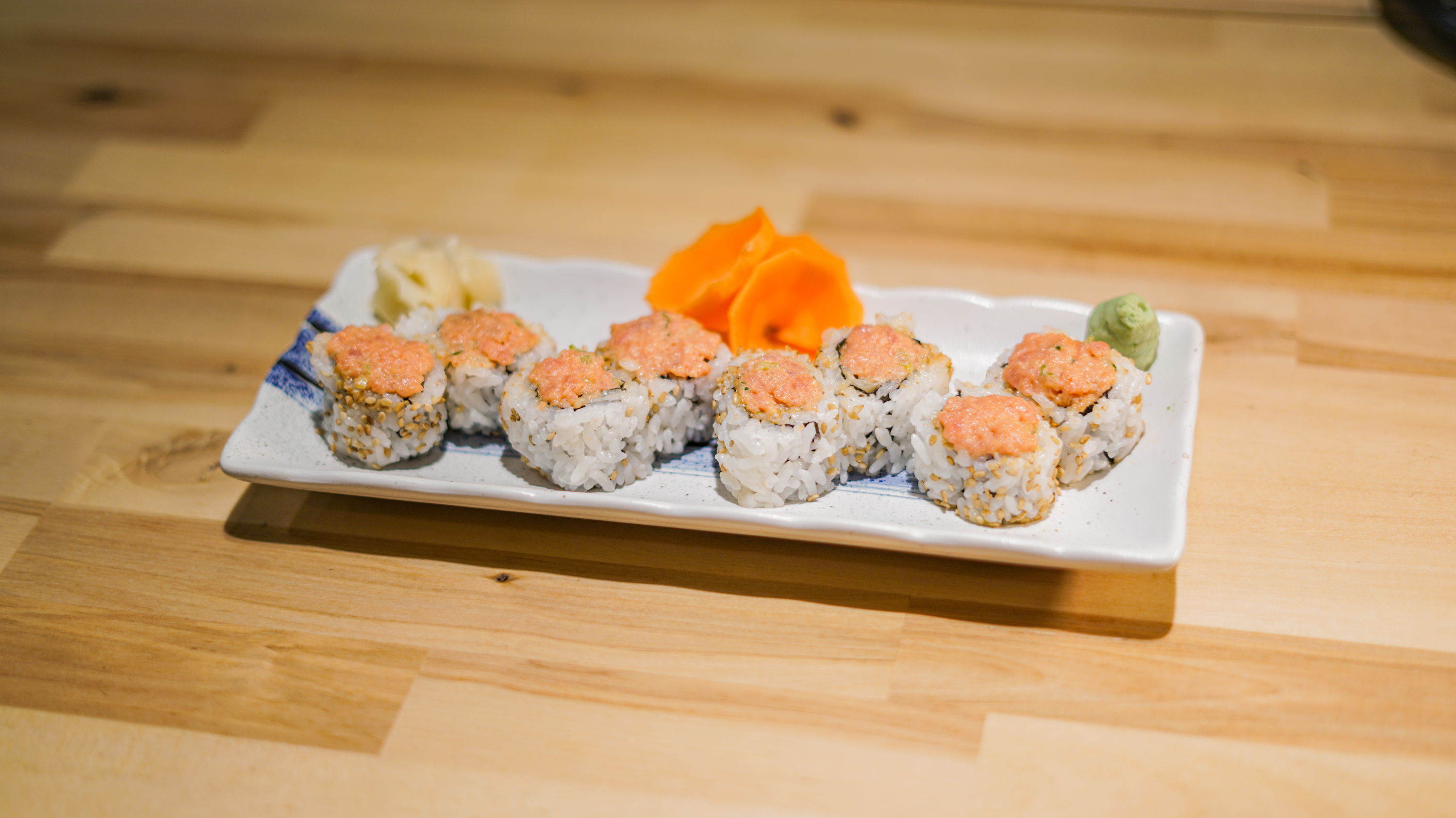 Order Spicy Tuna Roll food online from Gansevoort Liberty Market store, New York on bringmethat.com