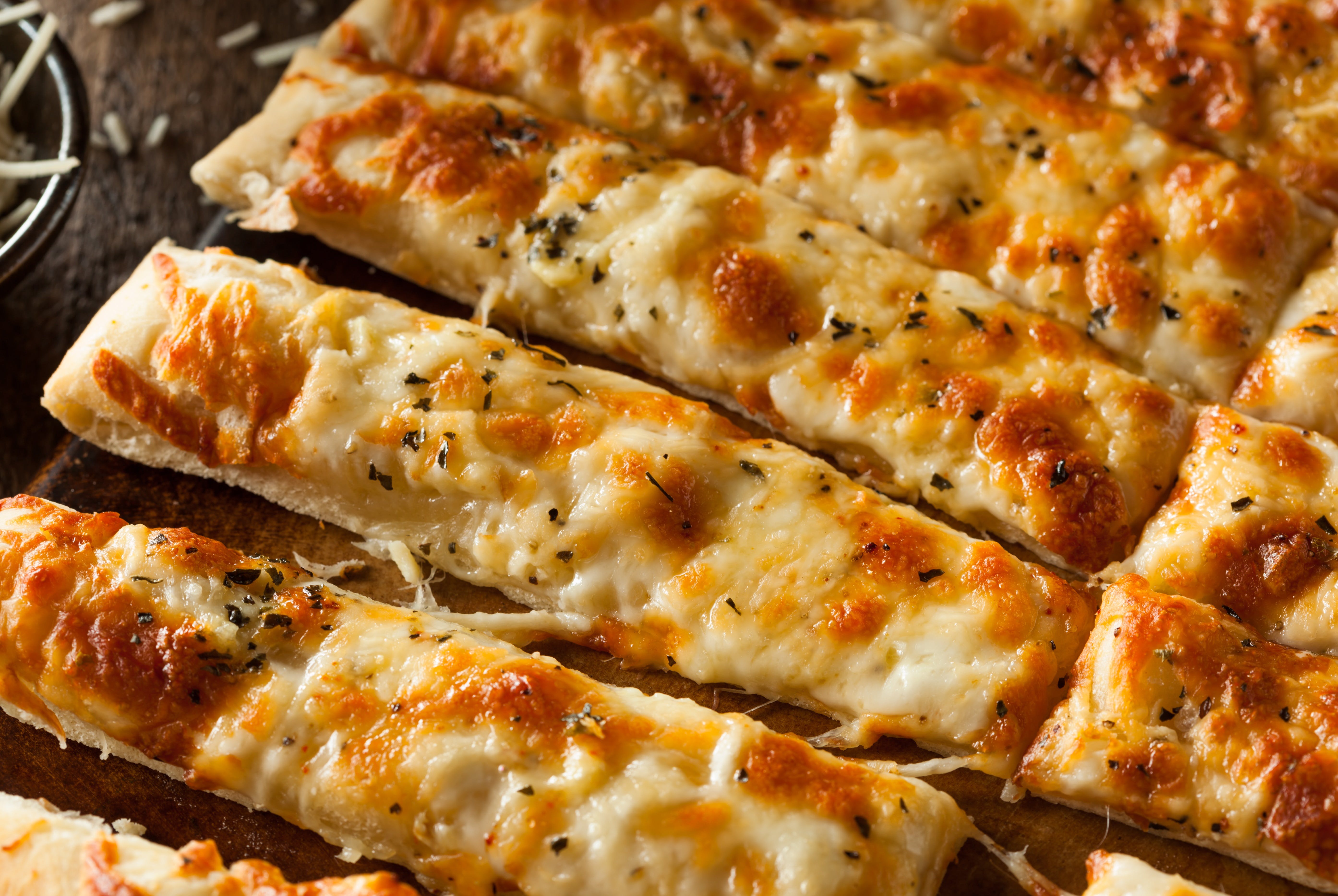 Order Garlic Cheese Bread - Appetizer food online from Papa Pizza Pie store, Fullerton on bringmethat.com