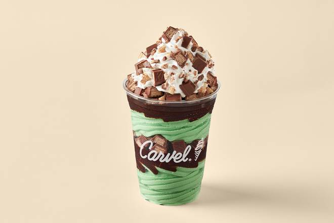 Order Mint KITKAT® Duos Sundae Dasher® food online from Carvel Ice Cream Bakery store, Hazlet on bringmethat.com