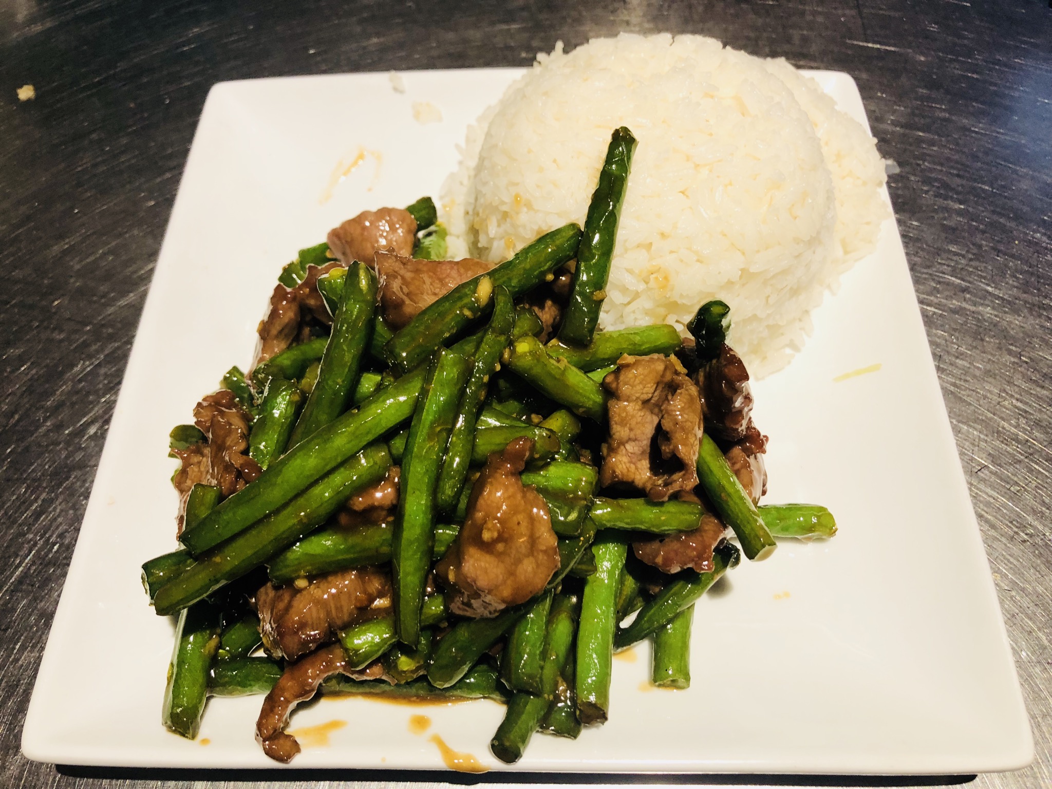 Order R16. Meat with String Bean on Rice food online from Wk Restaurant store, New York on bringmethat.com