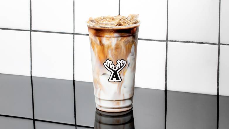 Order "World Famous" Iced Vanilla Latte food online from Alfred Coffee Beverly Hills store, Beverly Hills on bringmethat.com