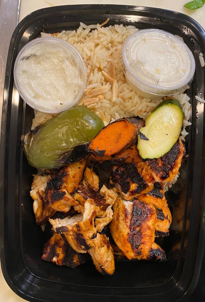 Order Chicken Tawook Entree food online from La Fresh Mediterranean Grill store, Plymouth on bringmethat.com