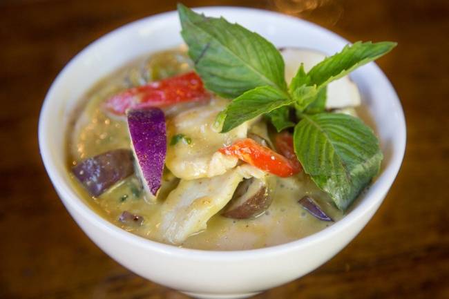 Order Green Curry food online from Thai Ginger store, Redmond on bringmethat.com