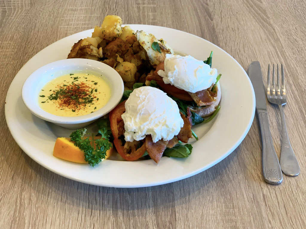 Order Bacon, Spinach and Tomato Benedict food online from Mikayla's Cafe store, Santa Clara on bringmethat.com