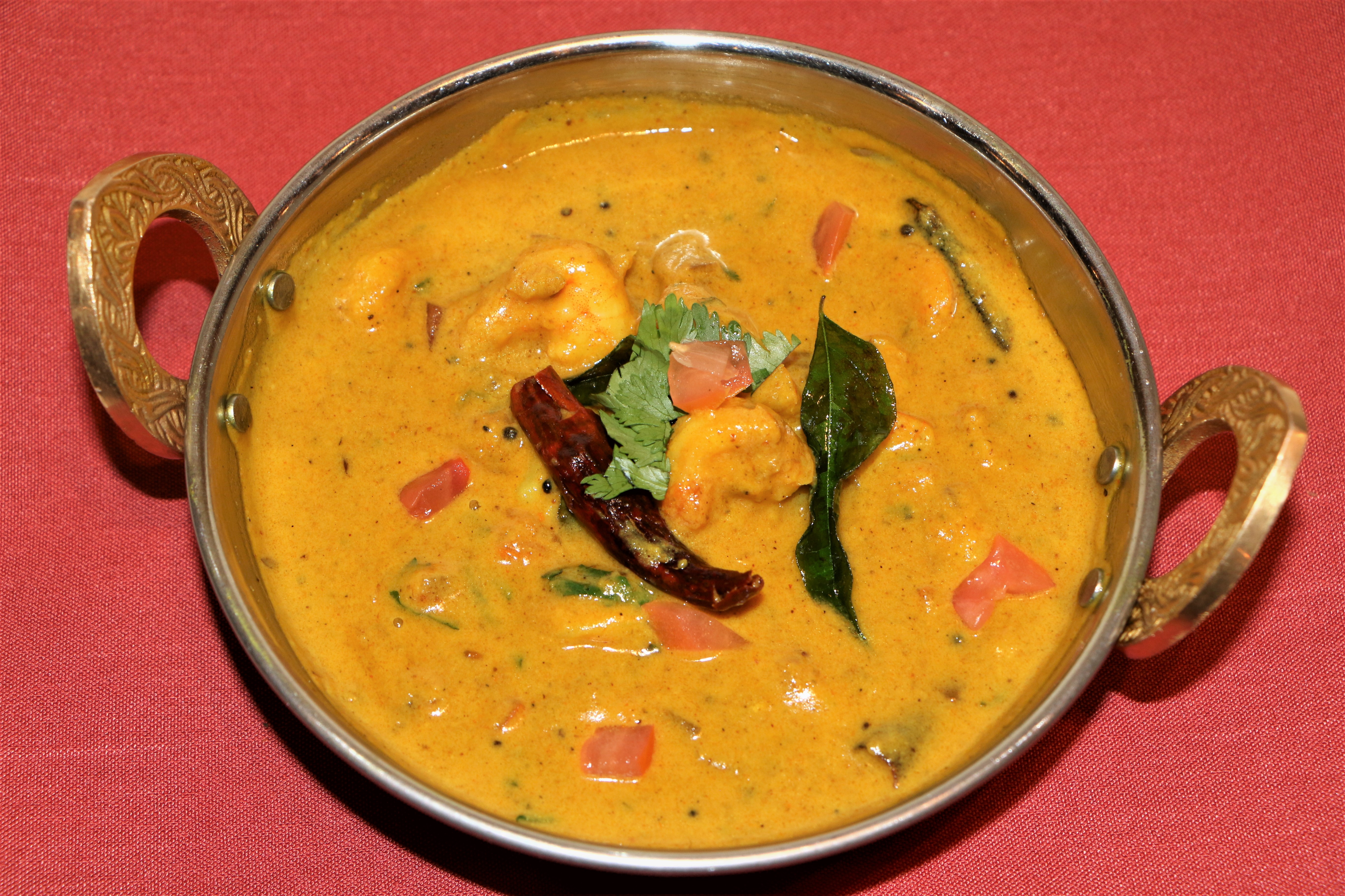 Order Malabar Shrimp Curry food online from Chennai Chimney store, Princeton on bringmethat.com