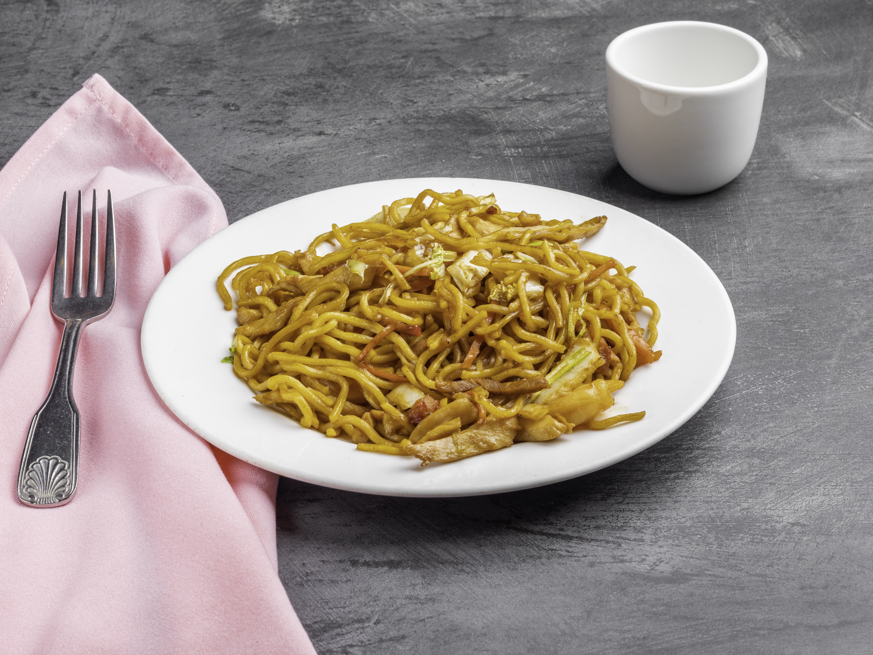 Order House Lo Mein food online from Abacus Chinese Restaurant store, Lansdale on bringmethat.com