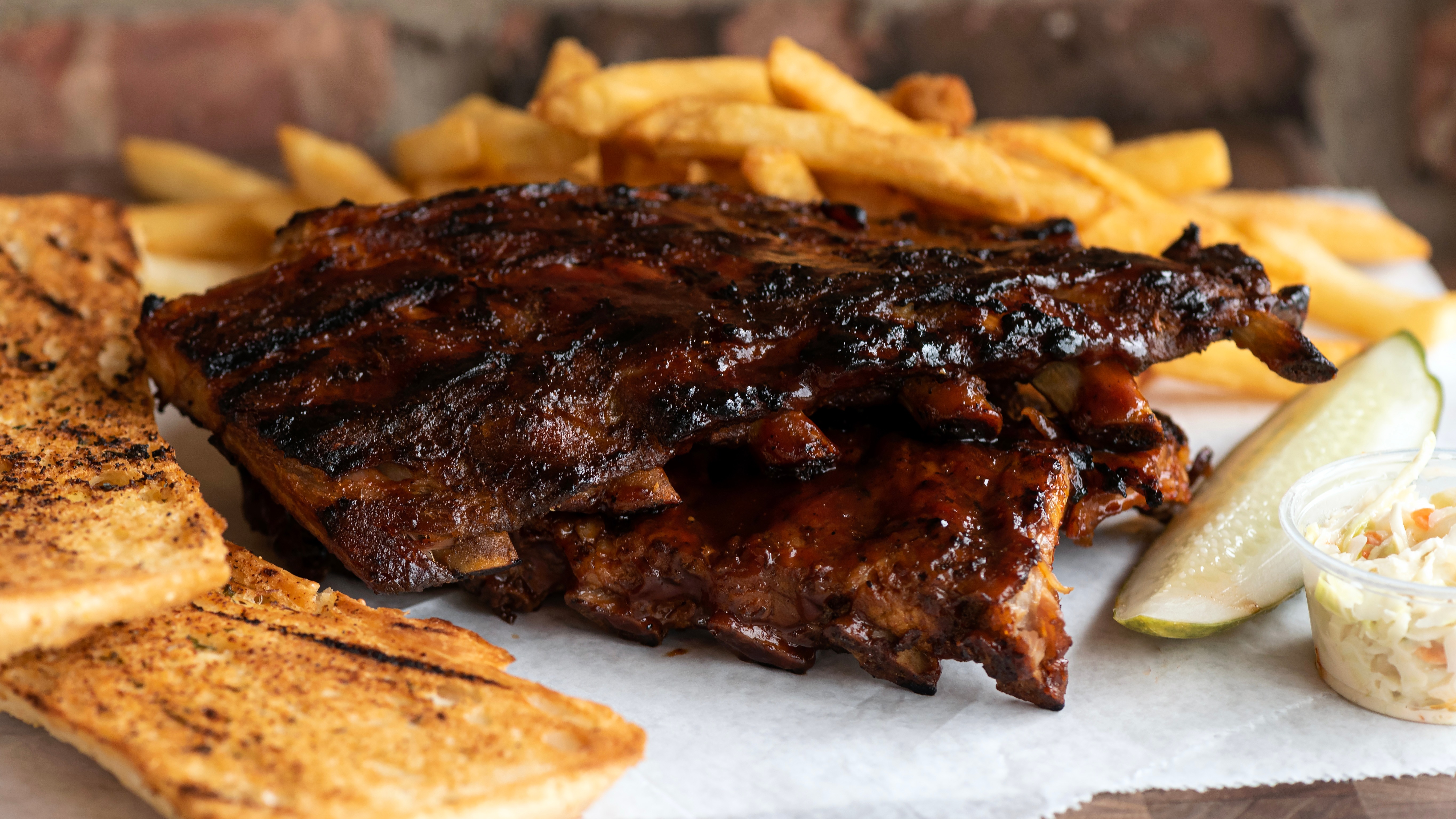Order Full Slab Ribs food online from Hub's store, Chicago on bringmethat.com
