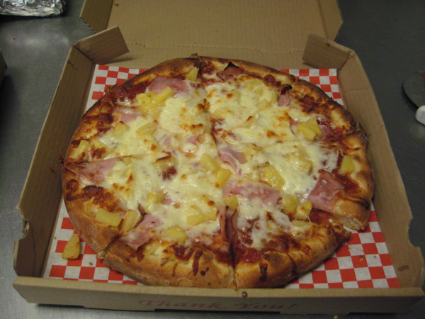 Order Hawaiian Pizza food online from Papas Pizza store, San Diego on bringmethat.com