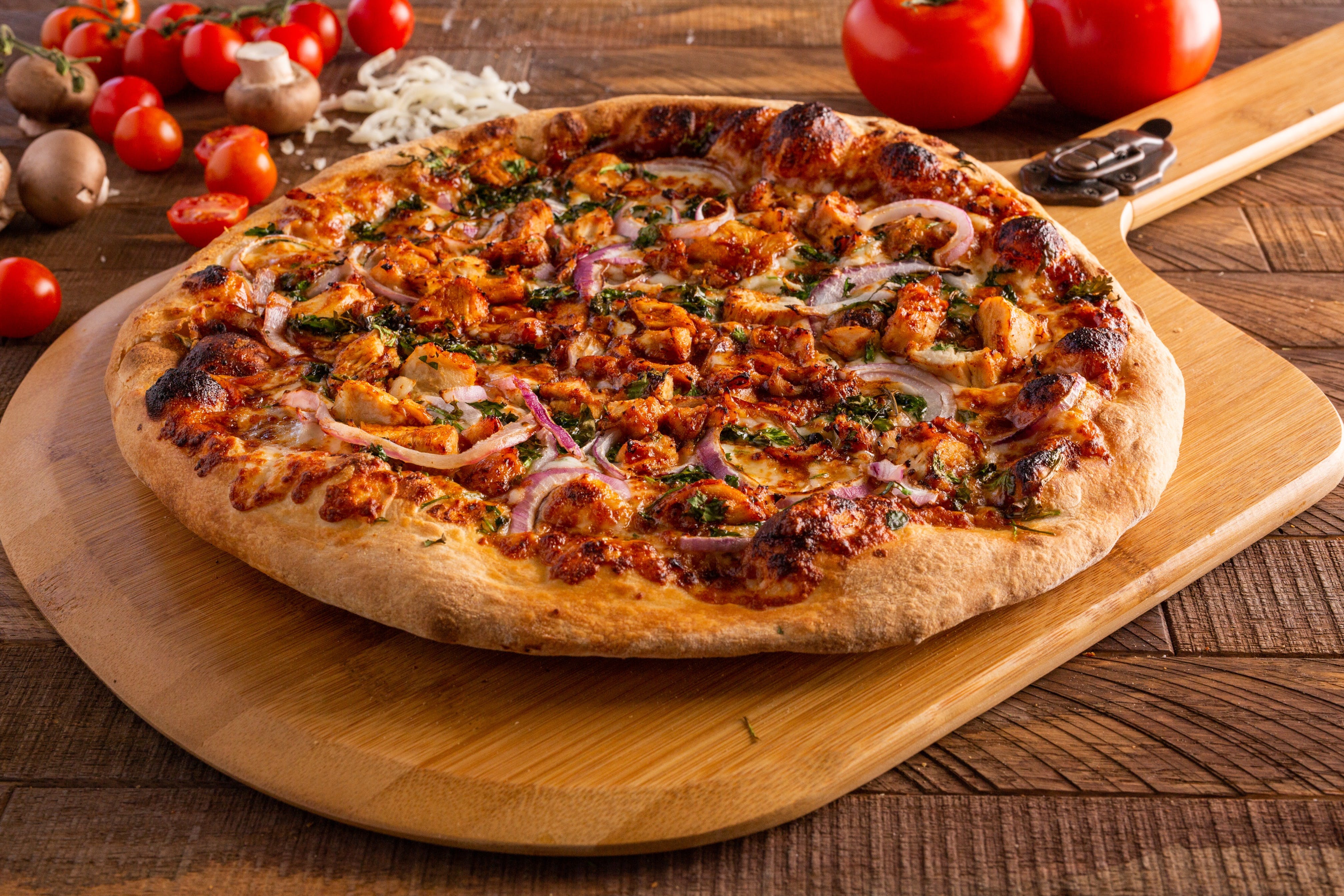 Order BBQ Chicken Pizza - Personal 10" (4 Slices) food online from Ameci Pizza & Pasta store, Glendale on bringmethat.com