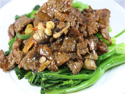 Order Beef with Seasonal Vegetable food online from MingHin Cuisine - Lakeshore East store, Chicago on bringmethat.com