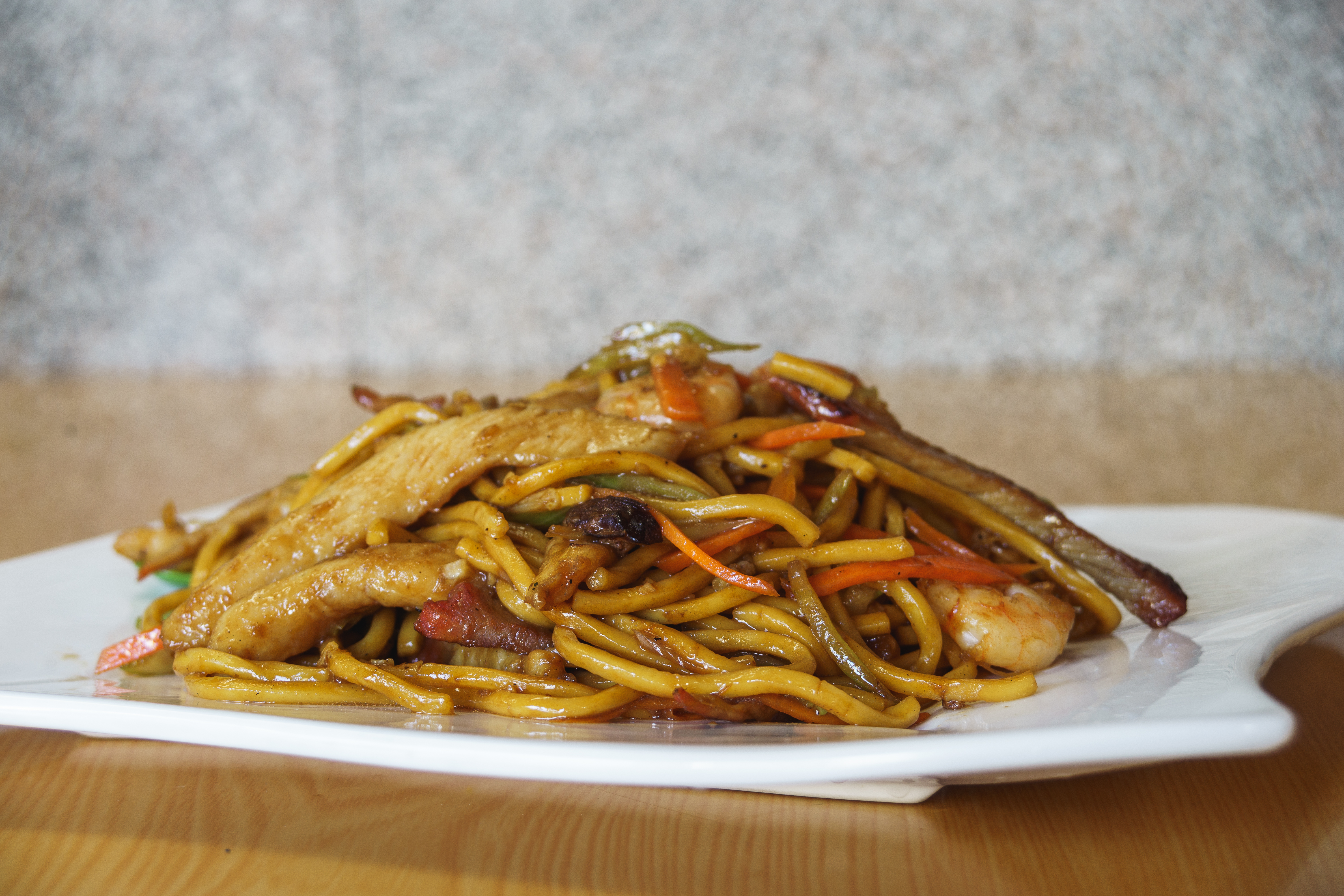 Order 49. House Special Lo Mein food online from Great wall store, New York on bringmethat.com