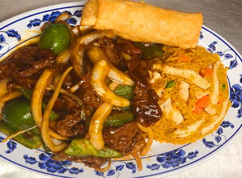 Order D14. Pepper Steak with Onion Dinner Special  food online from Red Apple Chinese Restaurant store, Waterloo on bringmethat.com