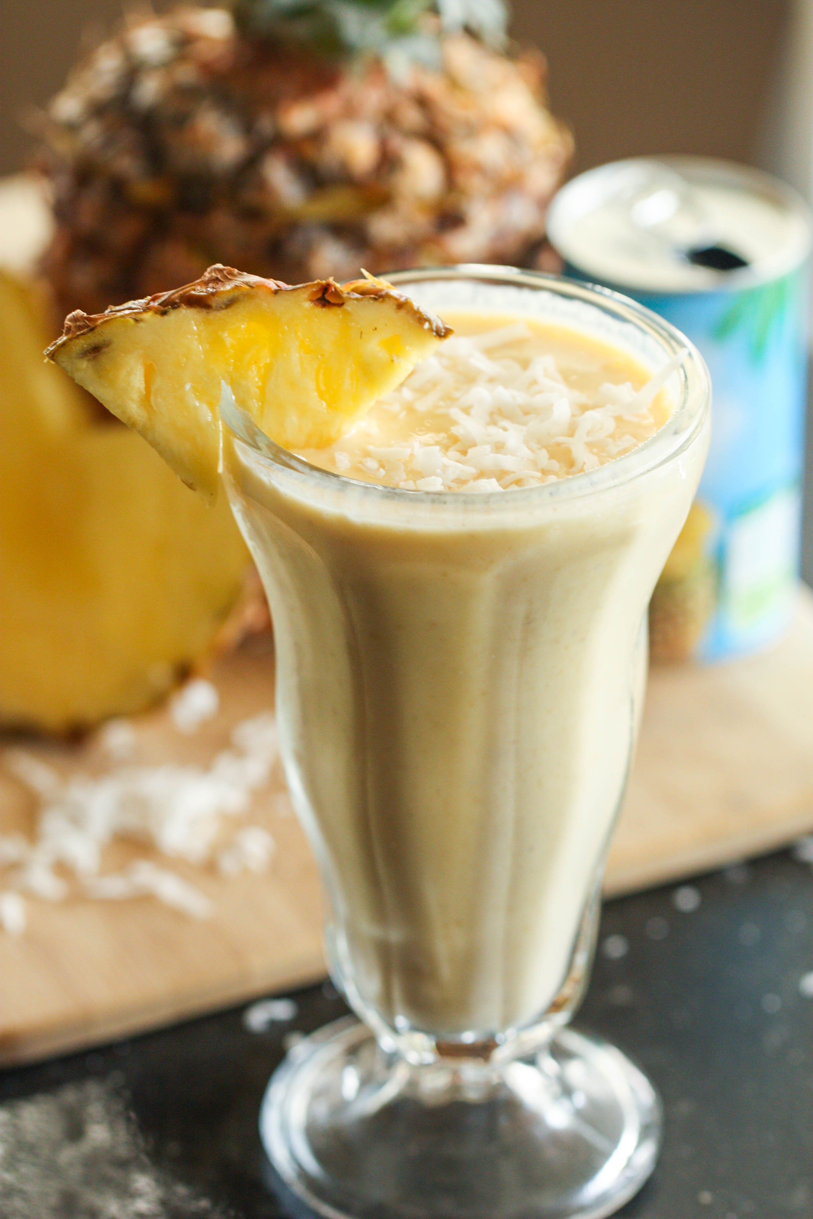 Order Pina Colada Smoothie (翩飄香冰沙) food online from Tea Spots store, West Covina on bringmethat.com