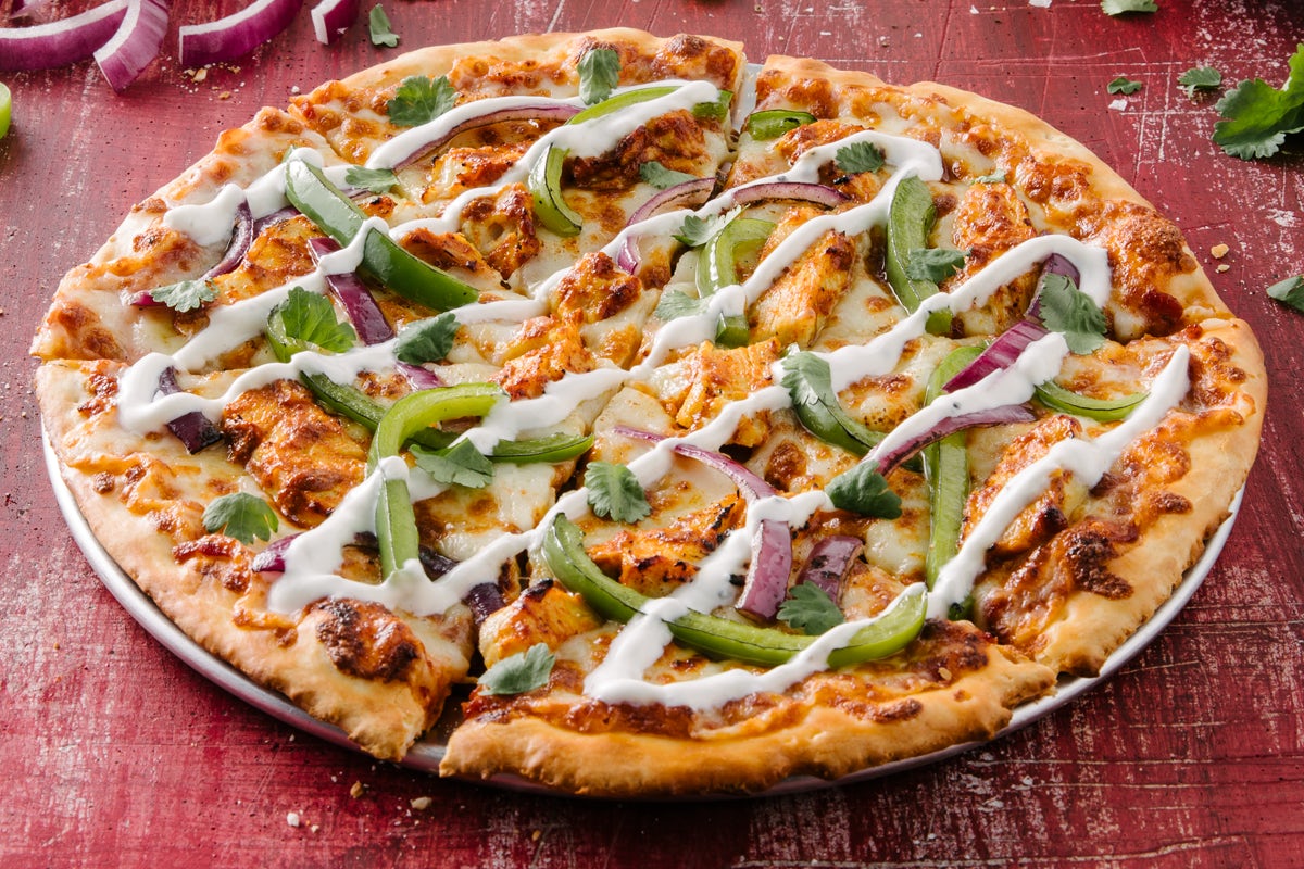 Order NEW Tandoori Feather food online from Pie Five Pizza store, Prosper on bringmethat.com