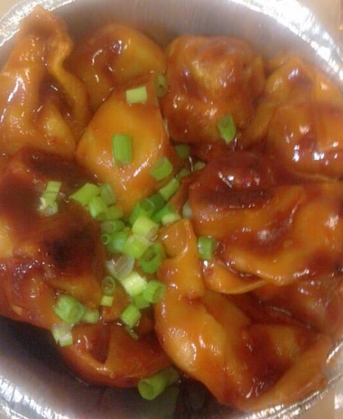 Order 4. Szechuan Wonton food online from Fairview Chinese Restaurant store, Fairview on bringmethat.com