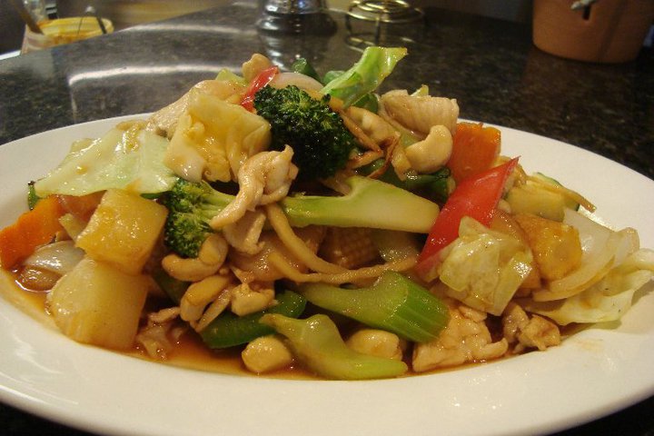 Order 50. Cashew Stir Fry food online from The Lemongrass Cafe store, Tumwater on bringmethat.com