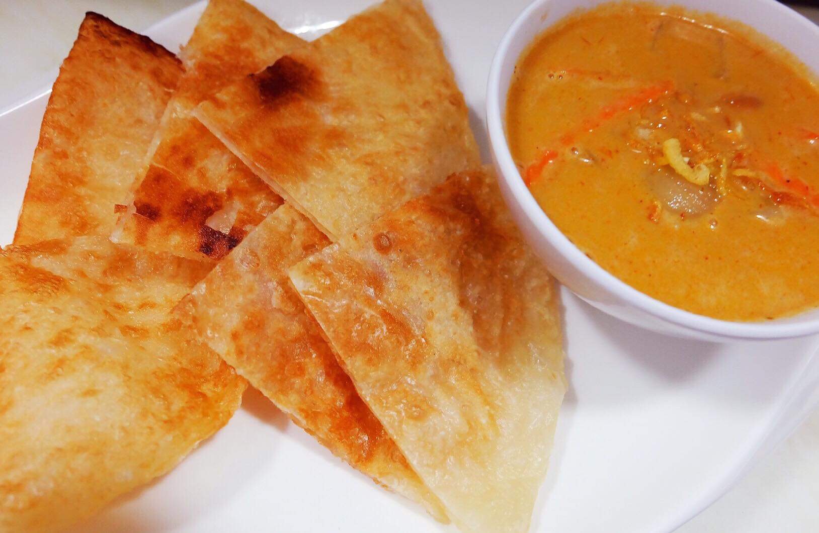 Order A7. Roti Massaman food online from Papa Thai Chef store, Williamstown on bringmethat.com