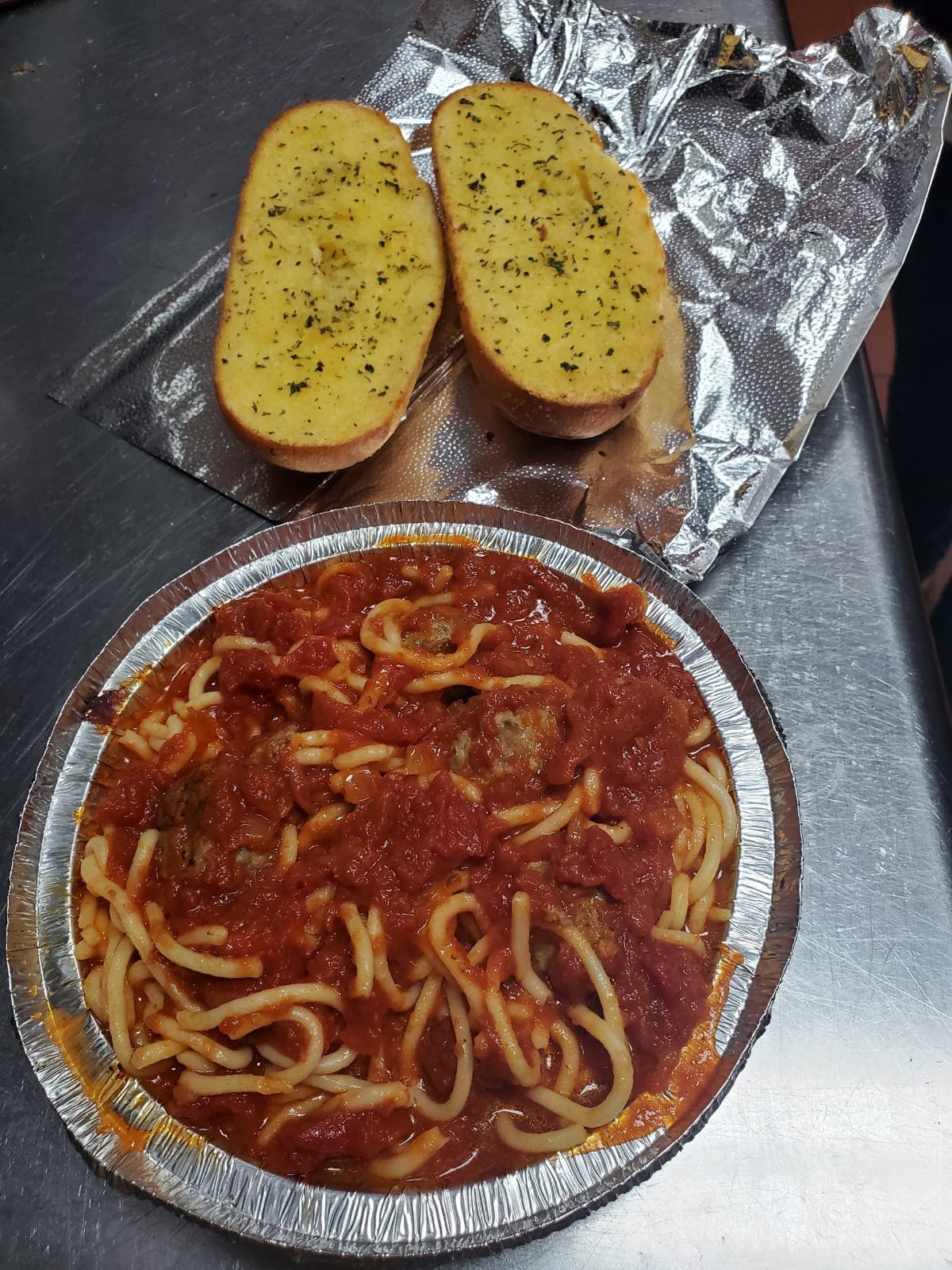 Order Spaghetti with Italian Sausage - Individual food online from Grandstand Pizza store, El Cajon on bringmethat.com