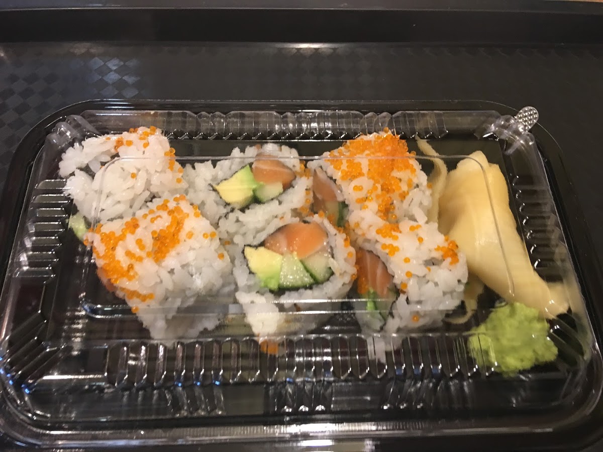 Order 52. Kamikaze Roll food online from Sushi Kinta store, San Francisco on bringmethat.com