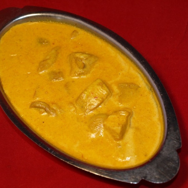 Order Chicken Korma food online from Bollywood Cafe store, Studio City on bringmethat.com