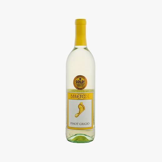 Order Barefoot Pinot Grigio, 750mL (13% ABV) food online from Quick N' Easy Liquor & Wine store, Seattle on bringmethat.com