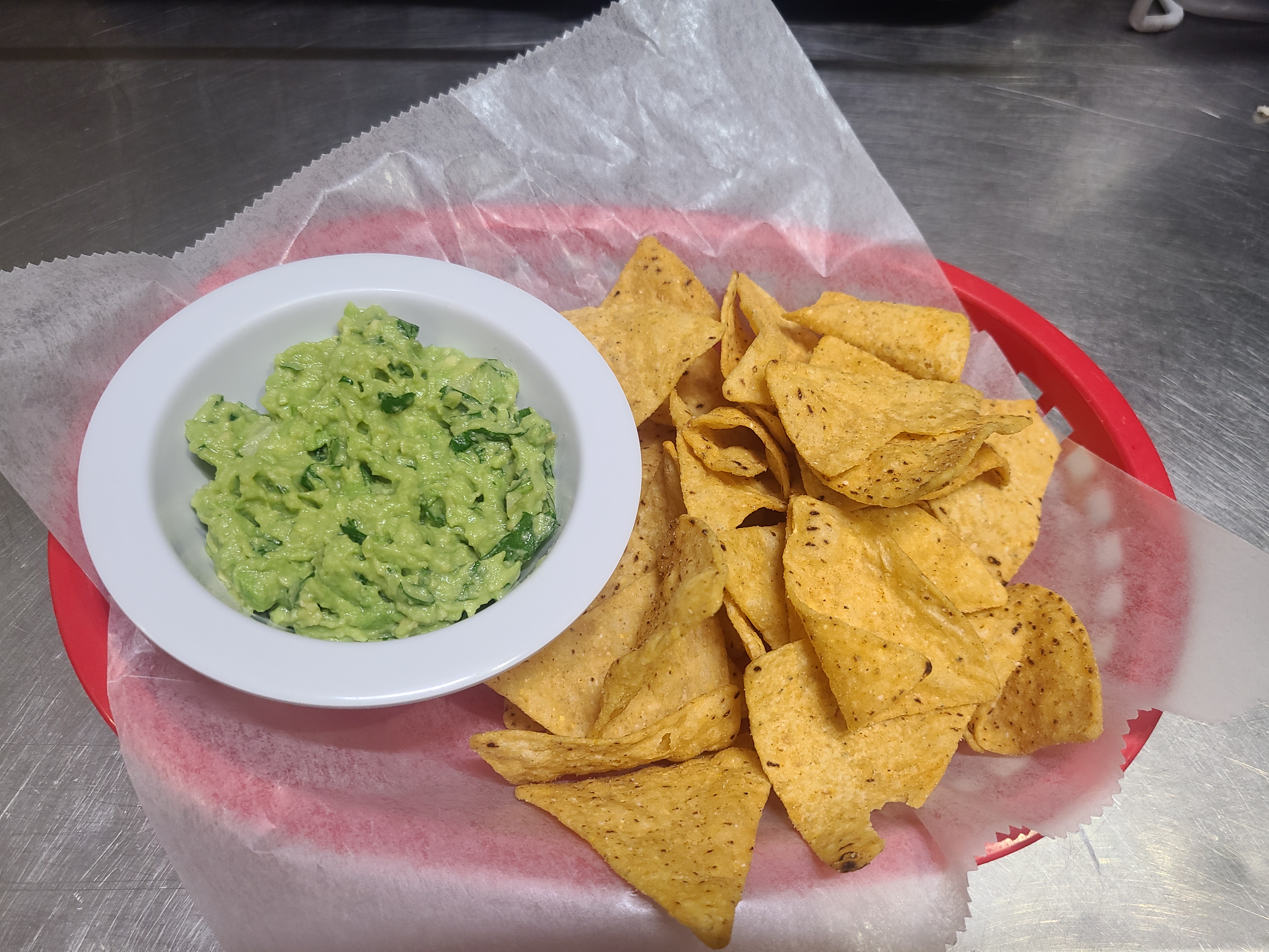 Order Guacamole y Chips food online from Cantarito Restaurant store, Lancaster on bringmethat.com