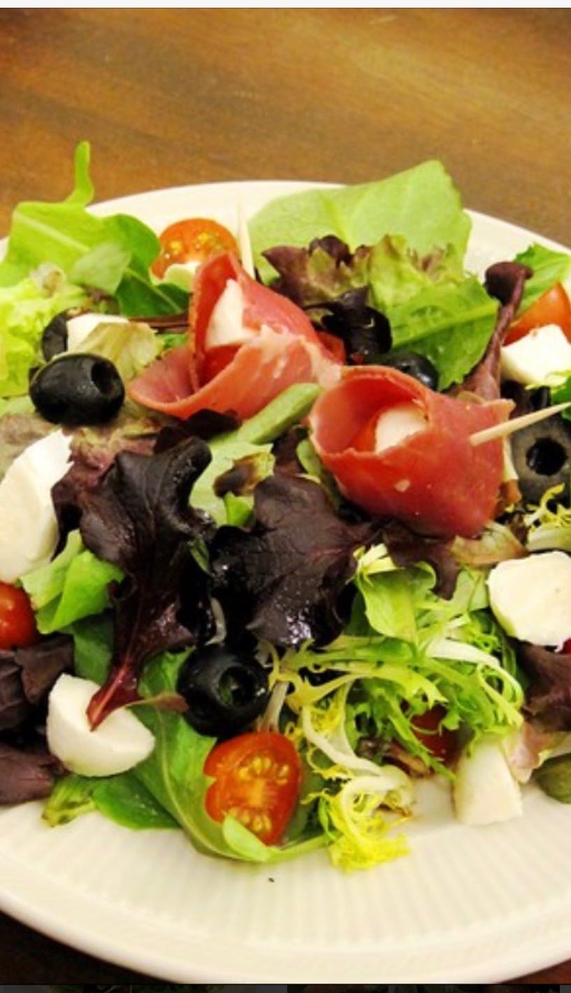 Order Italian Salad - Salad food online from Il Forno store, Branchburg on bringmethat.com