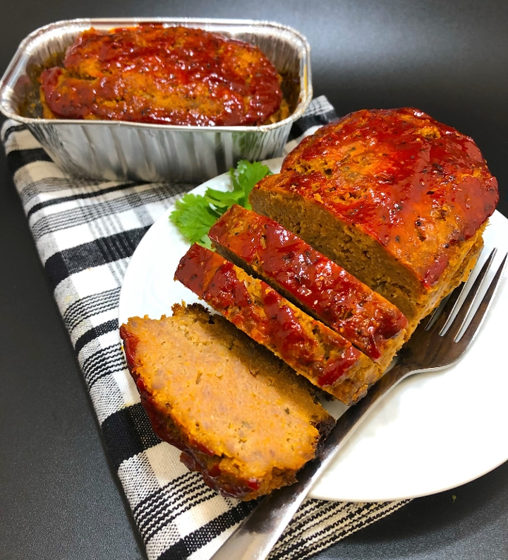Order Janice's Homemade Meatloaf food online from Captain’s Curbside Seafood store, Trappe on bringmethat.com