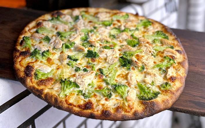 Order Chicken & Broccoli (White Pizza) food online from Frank Pepe Pizzeria Napoletana store, Chestnut Hill on bringmethat.com