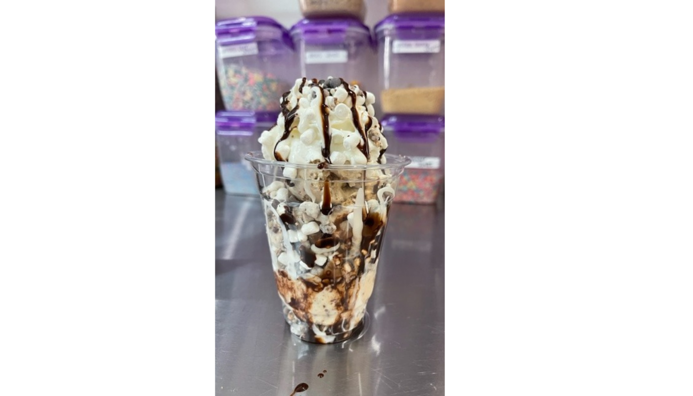 Order S'mores Sundae food online from Libby Lou Fun Factory store, Columbus on bringmethat.com
