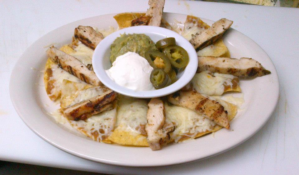 Order Chicken Fajita Nachos food online from Senor Bean Mexican Grill-Cantina store, Dallas on bringmethat.com
