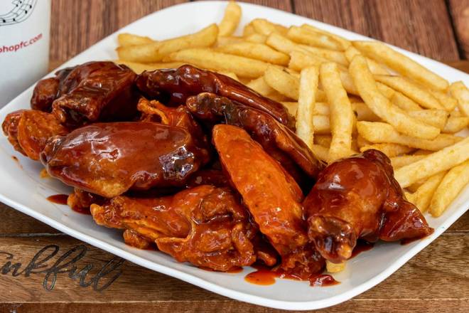 Order Buffalo Wings (6 pcs) food online from Hip Hop Fish & Chicken store, Clinton on bringmethat.com