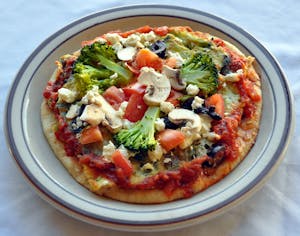 Order Garden Breakfast Pizza food online from Sunnyside Cafe & Restaurant store, Virginia Beach on bringmethat.com