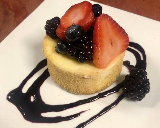 Order Classic NY Style Cheesecake food online from District Restaurant store, Los Angeles on bringmethat.com