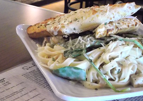 Order Chicken Alfredo food online from Palio's Pizza Cafe store, Amarillo on bringmethat.com