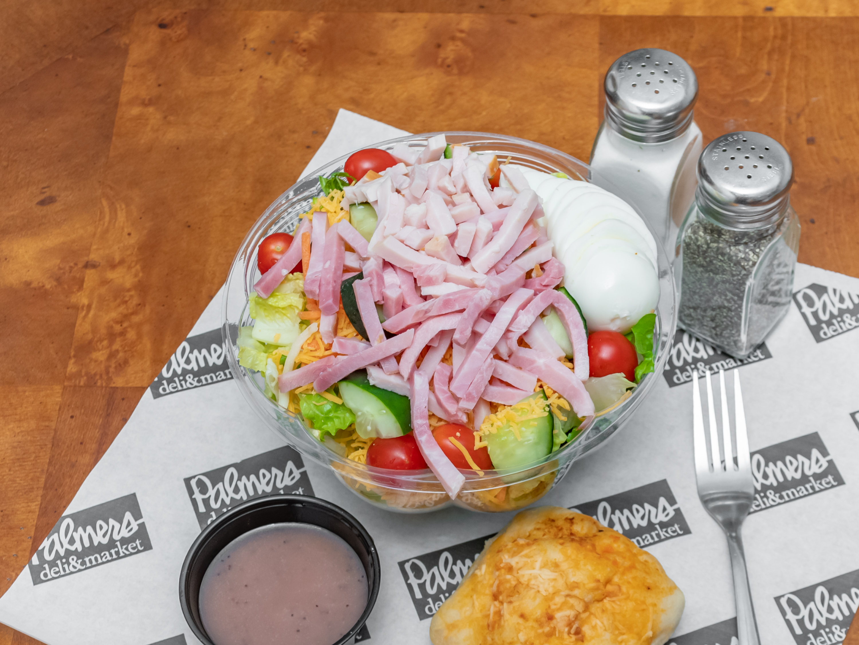 Order Chef Salad food online from Palmers Deli & Market store, West Des Moines on bringmethat.com