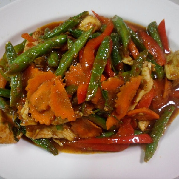 Order 38. Stir Fried King's Curry food online from Finest Thai store, El Cajon on bringmethat.com