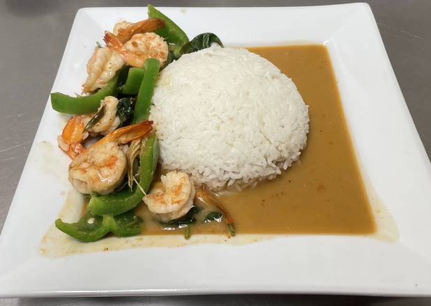 Order Panang Curry food online from Thong's Authentic Thai Restaurant store, Green Bay on bringmethat.com