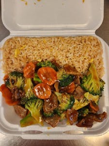 Order L505. Beef with Broccoli food online from Pearl Chinese Restaurant store, Mesquite on bringmethat.com