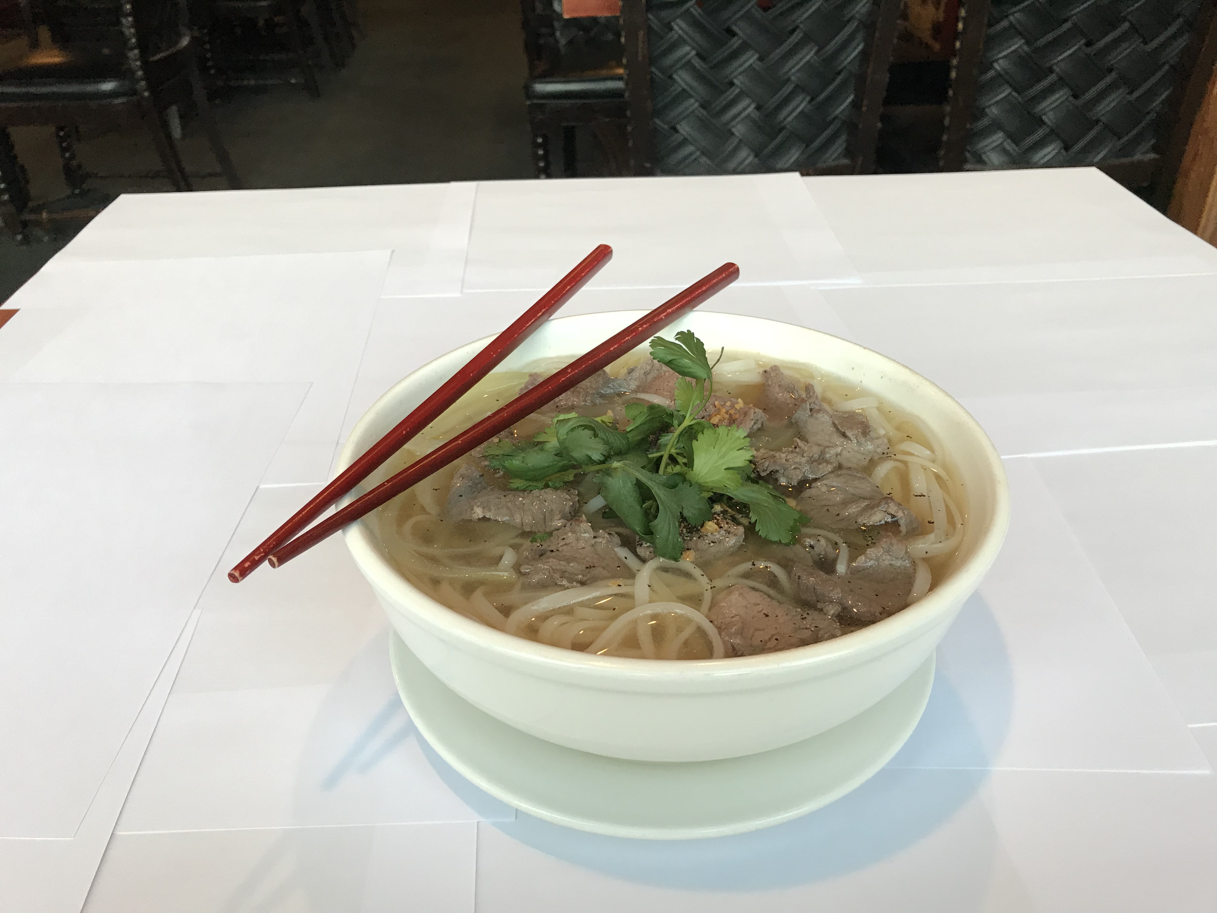 Order Pho's Noodle Soup (Thai Style) food online from Pho Thai Cuisine store, Chicago on bringmethat.com