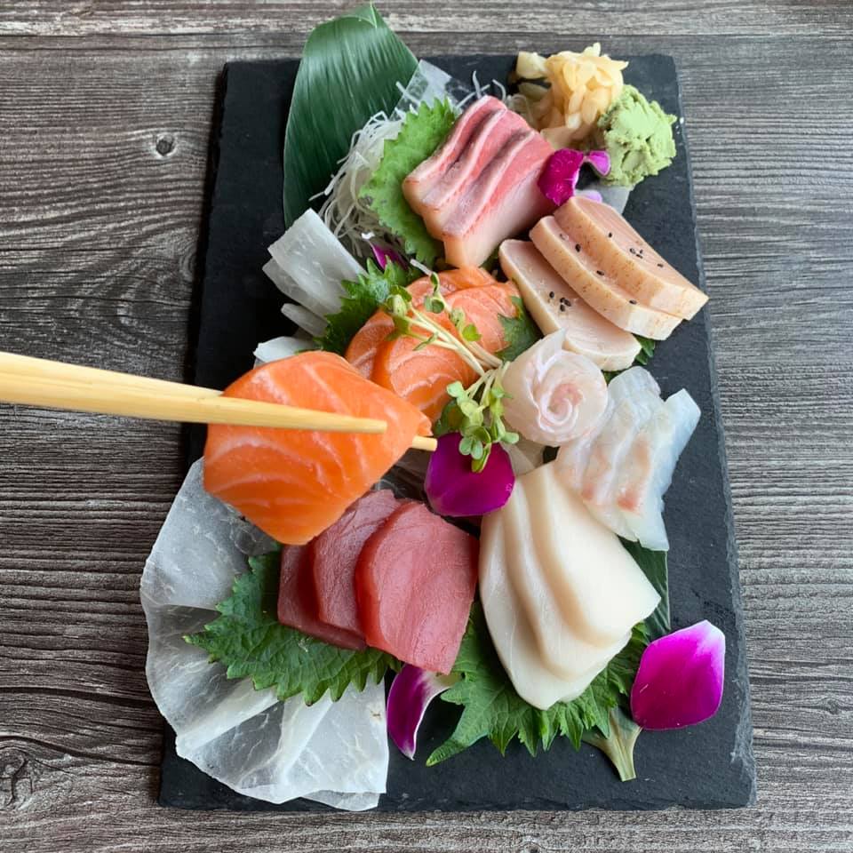 Order Sashimi Sets food online from Mozu store, Glenview on bringmethat.com