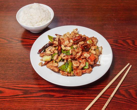 Order Kung Pao Chicken food online from China Inn store, Crawfordsville on bringmethat.com