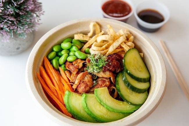 Order Chicken Bowl food online from B Cafe store, Quincy on bringmethat.com